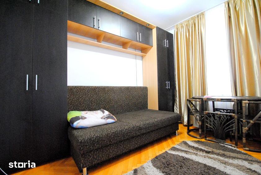 Apartament cu 3 camere în Complex Studențesc