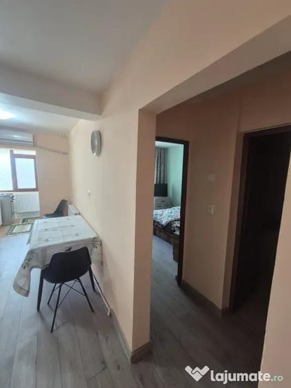 Apartament cu 2 camere decomandat în Orizont