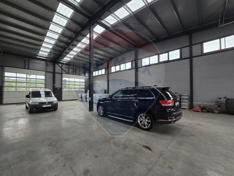 Spațiu industrial, de 295 mp, în Central