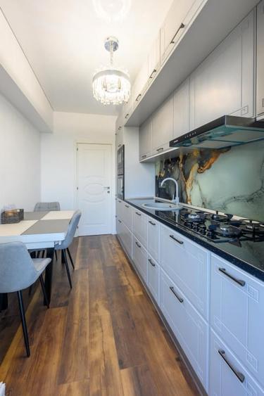 Apartament cu 2 camere decomandat, mobilat în Mamaia