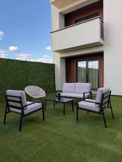 Apartament cu 2 camere decomandat în Exterior Vest