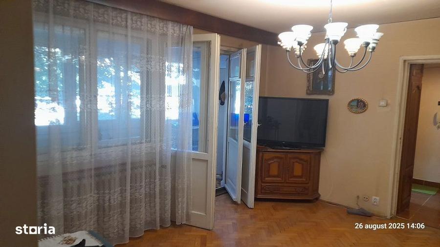 Apartament cu 3 camere în Militari — fotografia 3