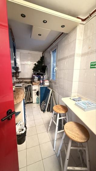 Apartament cu 2 camere decomandat în Calea Victoriei