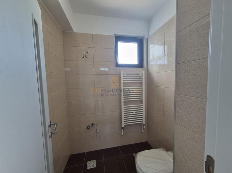 Duplex cu 4 camere cu Canalizare în Jilava