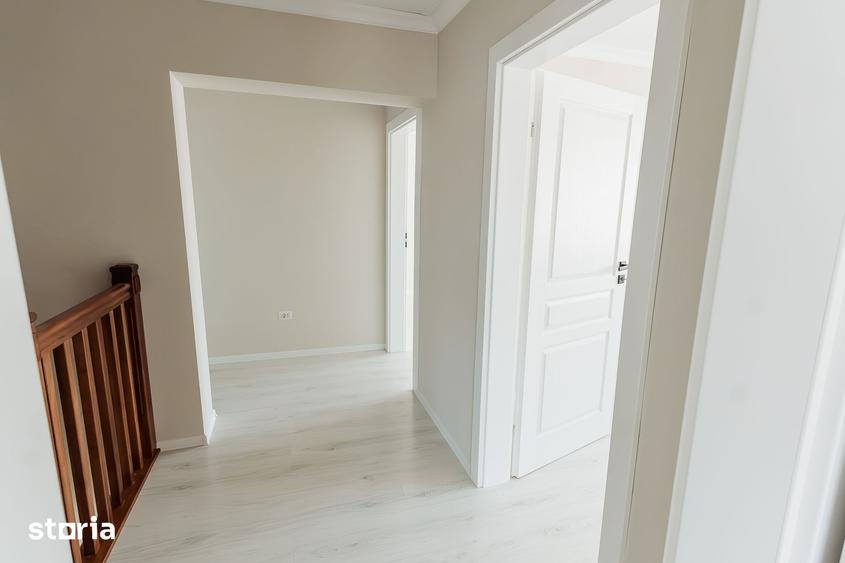 Casă cu 4 camere cu Teren 250 Mp în Central