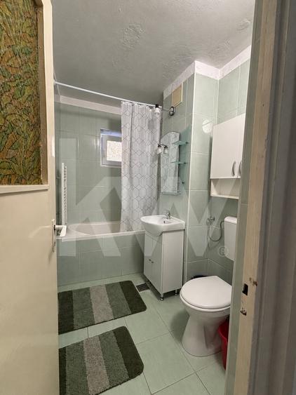 Apartament cu 2 camere semidecomandat, mobilat în Mihai Viteazul