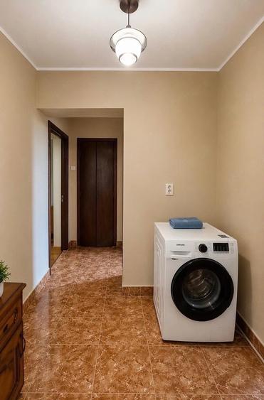 Apartament cu 3 camere semidecomandat în Mihail Kogălniceanu