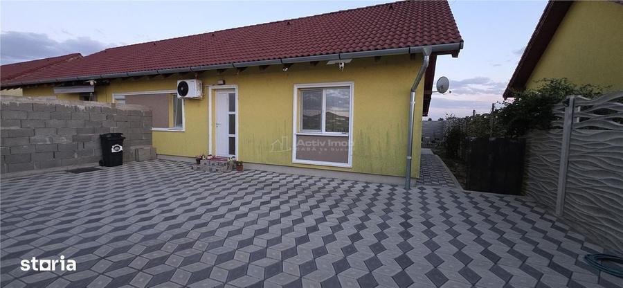 Casă cu 3 camere cu Teren 250 Mp în Bucovăț
