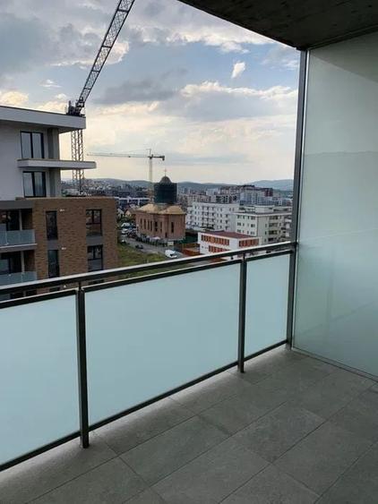 Apartament cu 2 camere semidecomandat, mobilat în Andrei Mureșanu