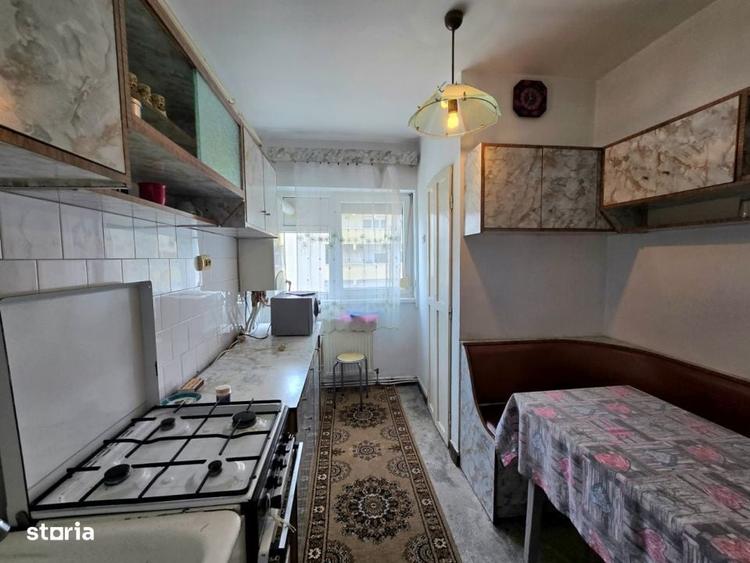 Apartament cu 4 camere în Careiului