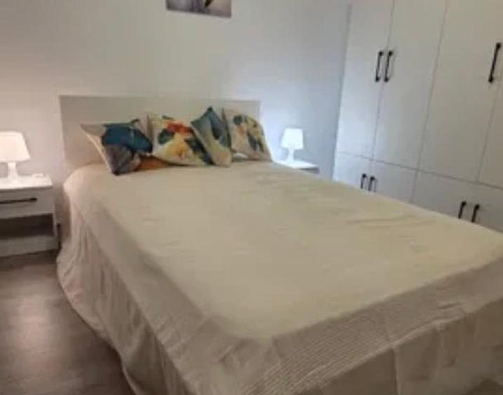 Apartament cu 2 camere semidecomandat în 1 Mai