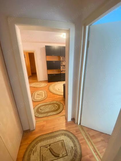 Apartament cu 2 camere semidecomandat în Romanilor