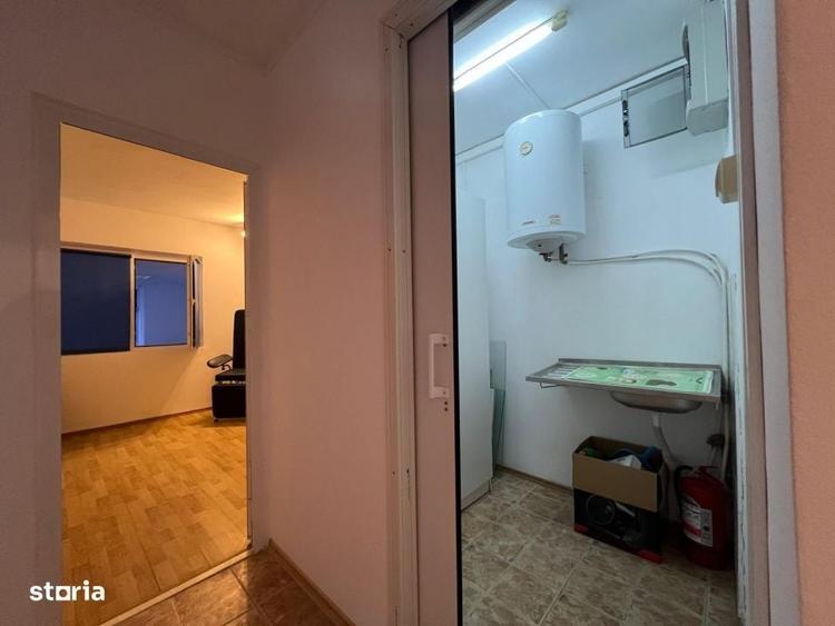 Spațiu comercial, de 160 mp, în Central