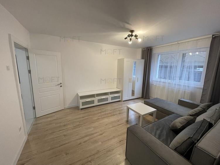 Apartament cu 2 camere decomandat, mobilat în Victoriei