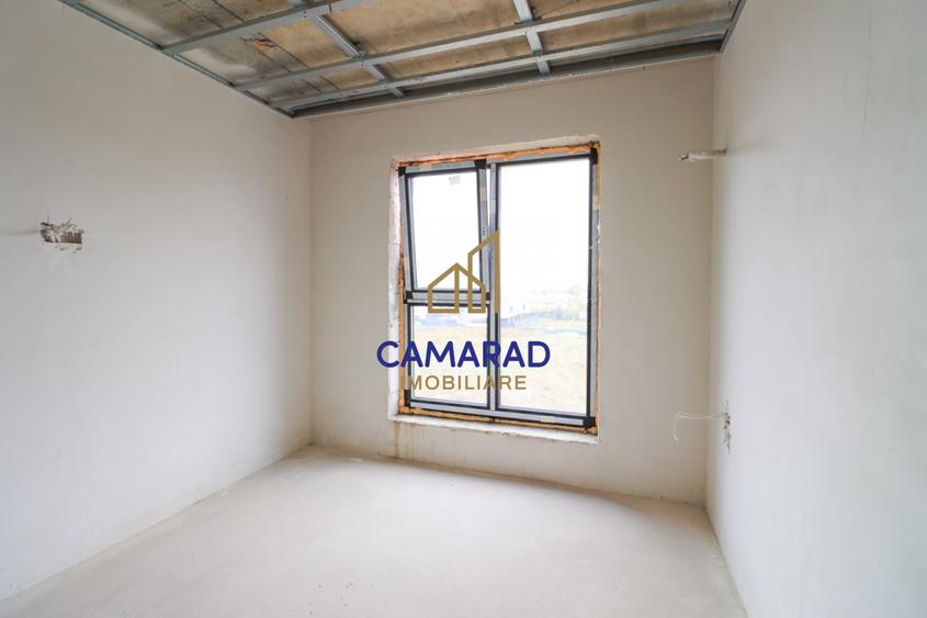 Apartament cu 3 camere decomandat, mobilat în Voluntari