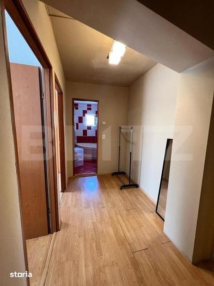 Apartament cu 3 camere în 1 Mai