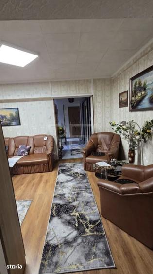 Apartament cu 3 camere semidecomandat în Tudor Vladimirescu