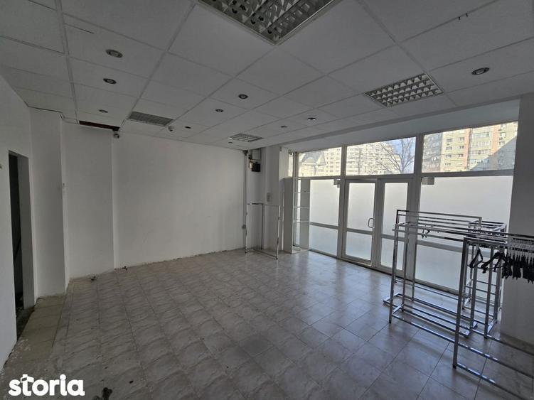 Spațiu comercial, de 140 mp, în Bicaz