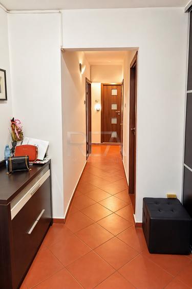 Apartament cu 3 camere decomandat, mobilat în Gorjului