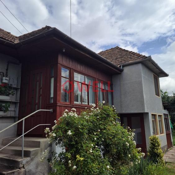 Casă individuală cu 10 camere cu Teren 1200 Mp în Sângeorgiu de Pădure