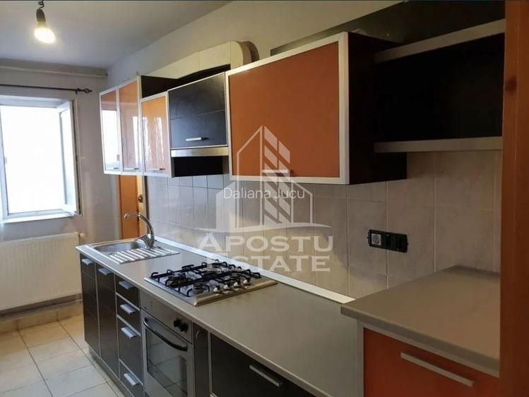 Apartament 3 camere decomandat Micalaca