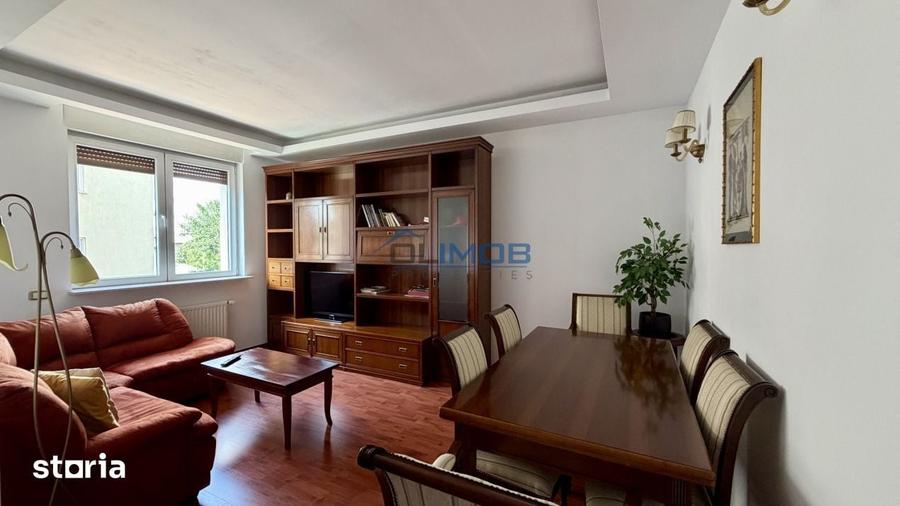 Apartament cu 4 camere în Tei