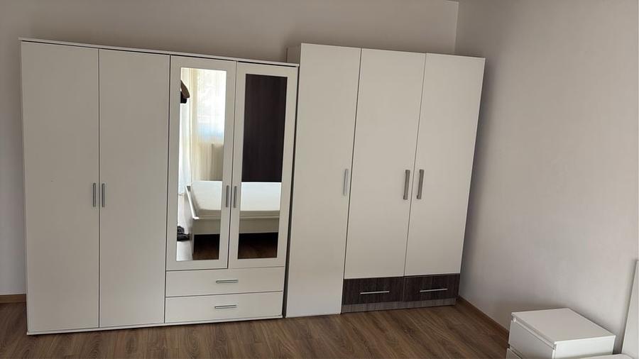 Garsonieră decomandată în Răcădău