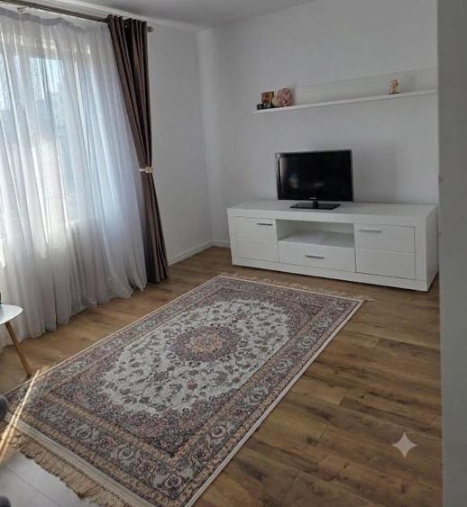Apartament cu 2 camere decomandat în Baba Novac