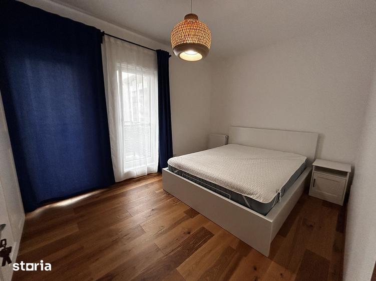 Apartament cu 3 camere în Apărătorii Patriei