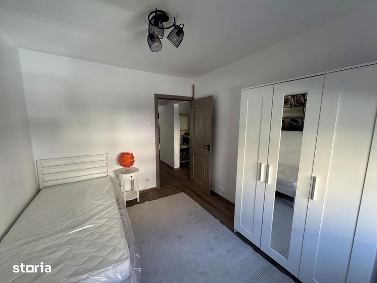 Apartament cu 3 camere în Progresul