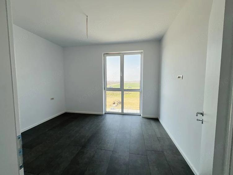 Apartament cu 2 camere semidecomandat în Moșnița Veche