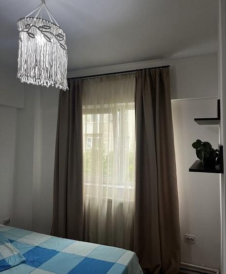Apartament cu 3 camere decomandat în Careiului