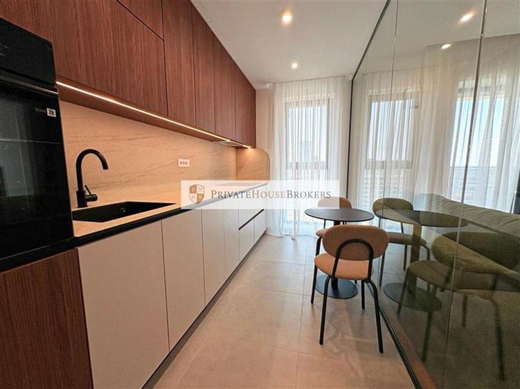 Apartament cu 2 camere decomandat, mobilat în Aviației