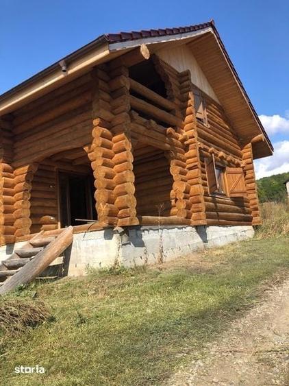 Casă cu 4 camere cu Teren 160 Mp în Central