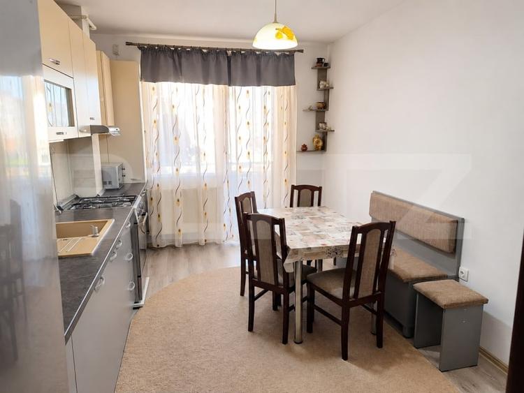 Apartament cu 2 camere decomandat, mobilat în Sânpetru