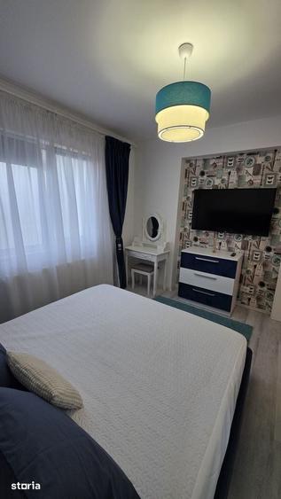 Apartament cu 2 camere semidecomandat, mobilat în Vest