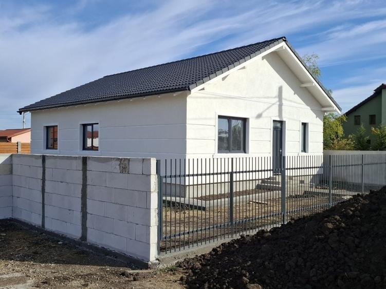Casă cu 4 camere în Central