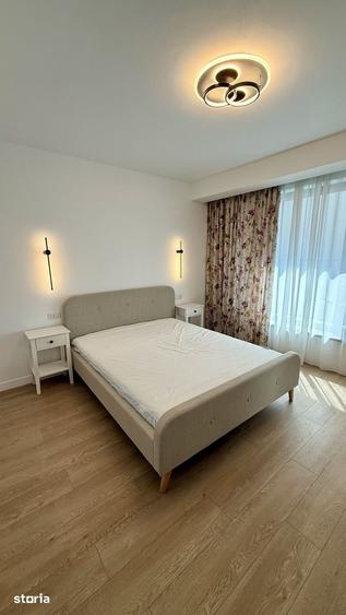Casă cu 5 camere cu Teren 200 Mp în Andronache