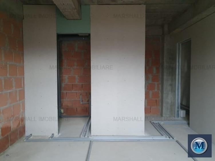 Apartament cu 3 camere decomandat în Democrației