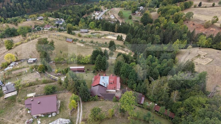 Hotel/Pensiune, de 223 mp, în Botești (Câmpeni)
