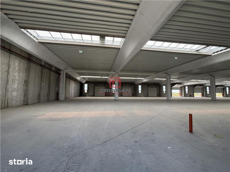 Spațiu comercial, de 4,200 mp, în Central
