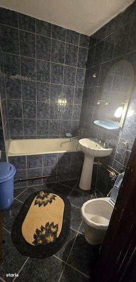 Apartament cu 2 camere în Micro 9