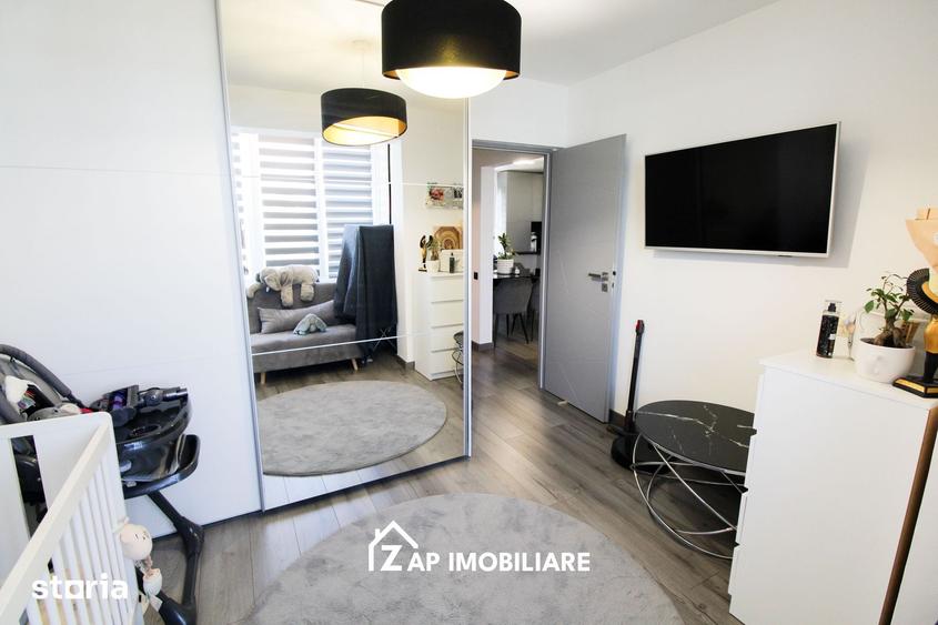 Apartament cu 3 camere decomandat în Tudor