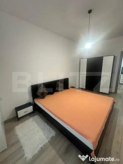 Apartament cu 2 camere semidecomandat în Aradului