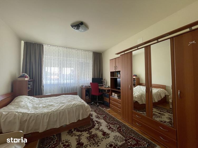 Apartament 4 camere cu GARAJ - 2