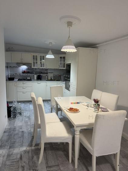 Apartament cu 3 camere decomandat, mobilat în Aviației