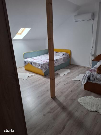 Casă cu 7 camere cu Teren 516 Mp în Cumpăna