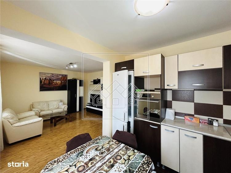Apartament cu 3 camere în Turnișor