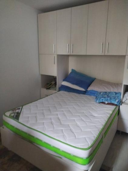 Apartament cu 3 camere semidecomandat în Alexandru cel Bun