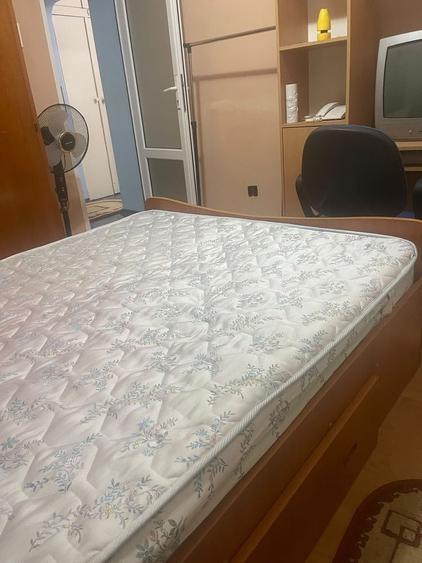 Apartament cu 2 camere decomandat în Școlilor